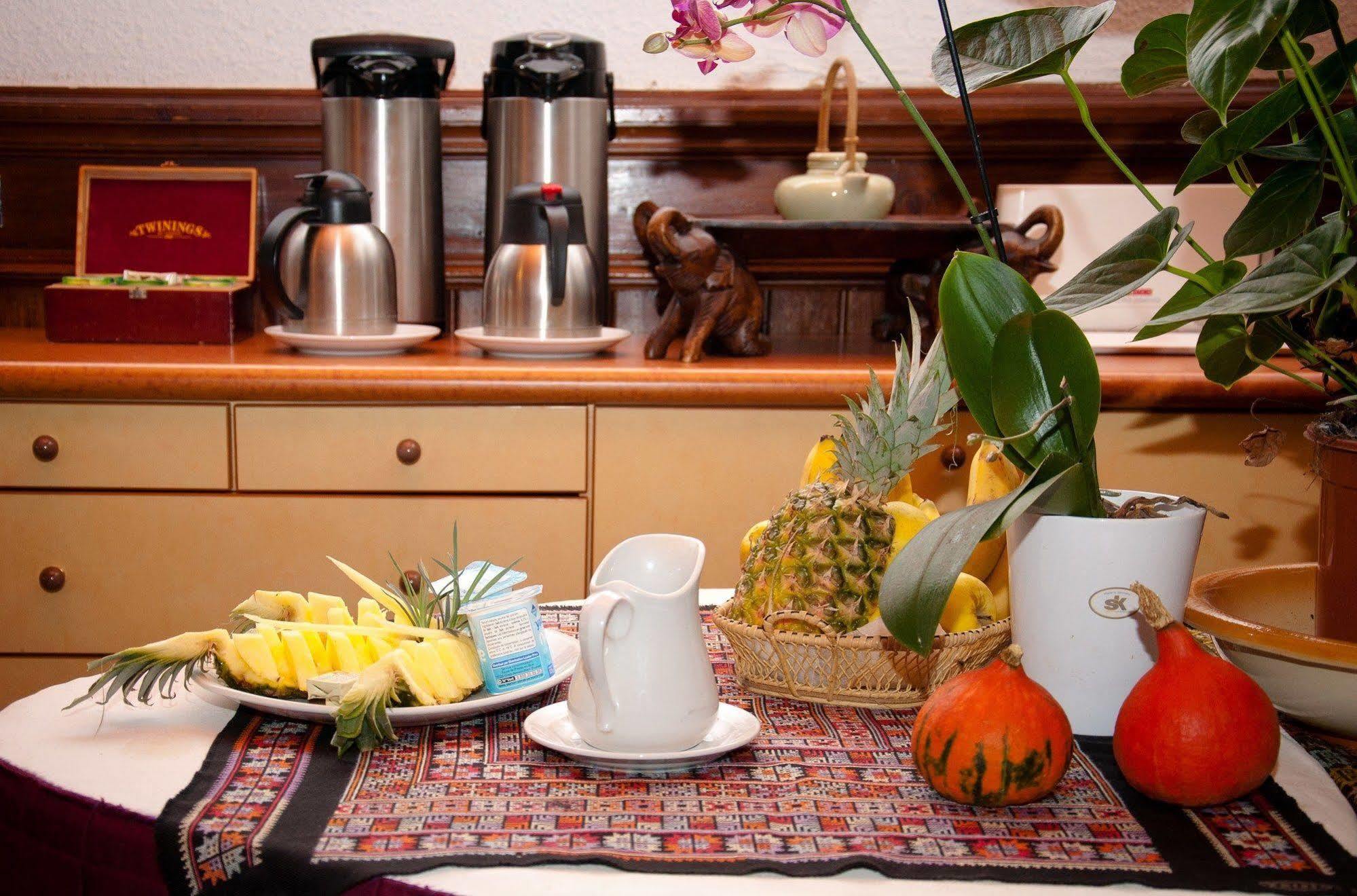 Castel De Siam Hotel Улгат Екстериор снимка