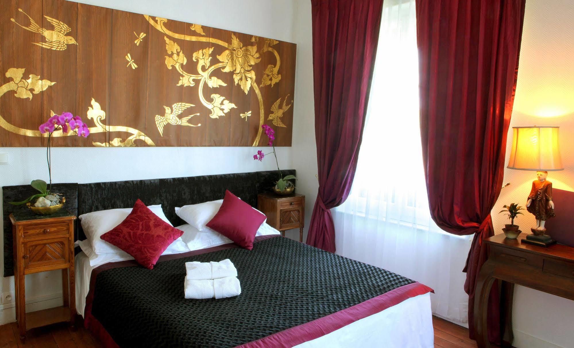 Castel De Siam Hotel Улгат Екстериор снимка