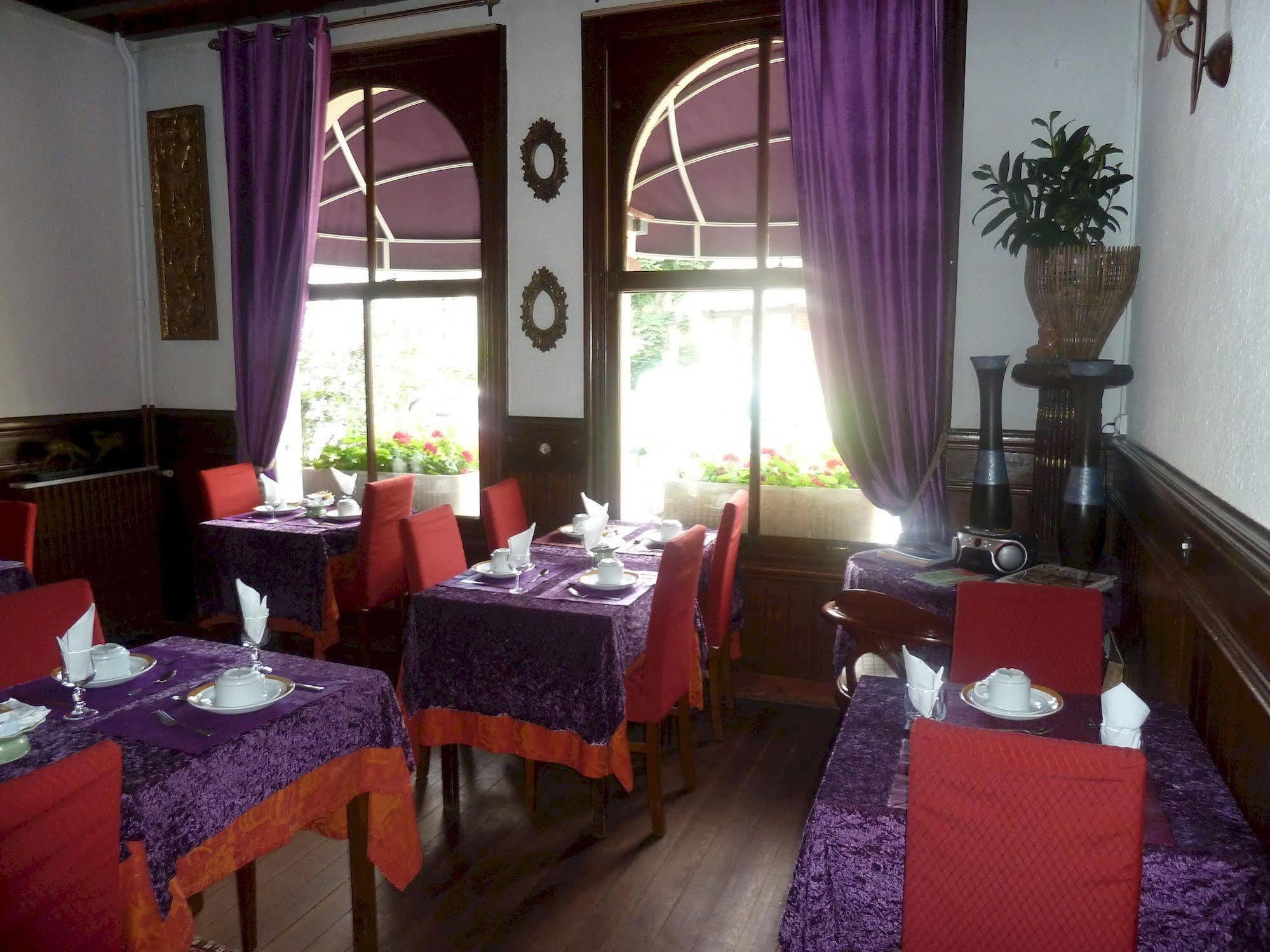 Castel De Siam Hotel Улгат Екстериор снимка