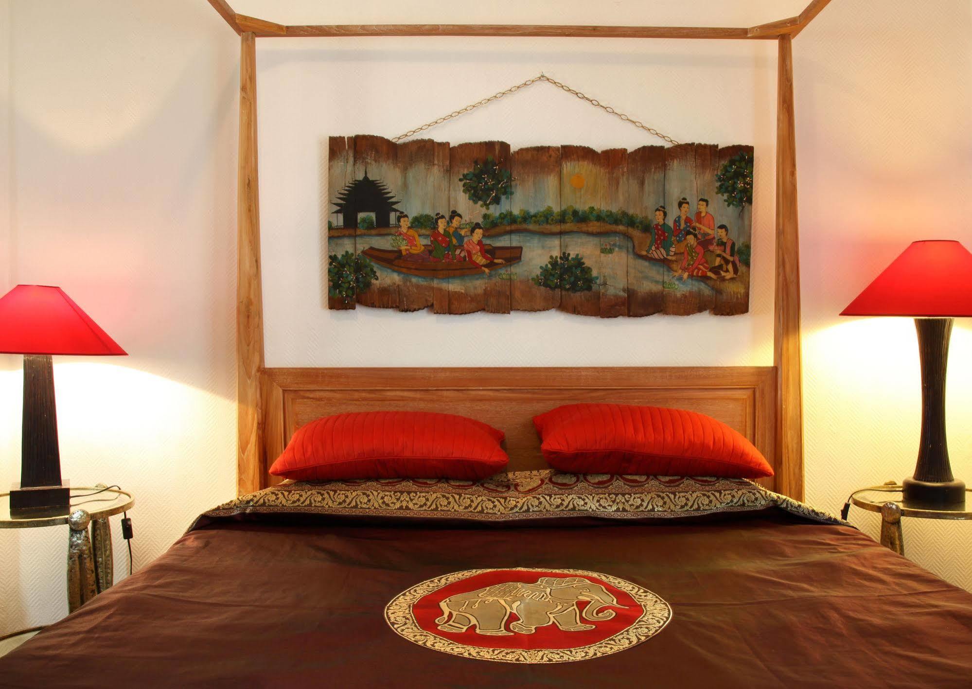 Castel De Siam Hotel Улгат Екстериор снимка